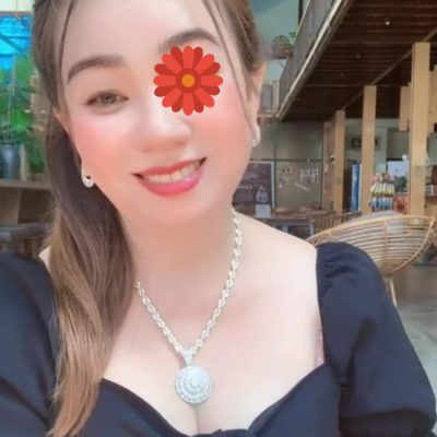 Kim Thảo - Chị đẹp Buôn Hồ muốn bắn vào trong